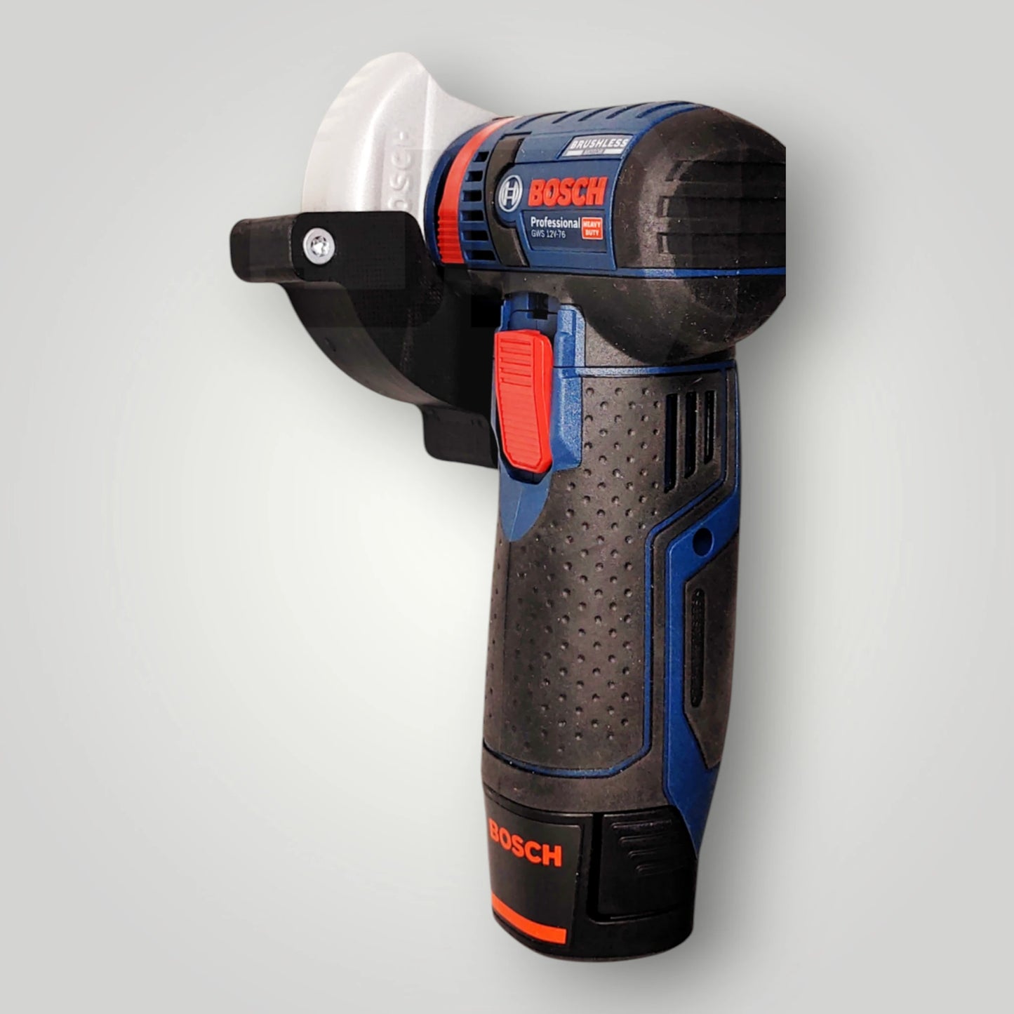 Stabile Halterung für Bosch 12V Flex – langlebige und platzsparende Lösung für die Werkstatt