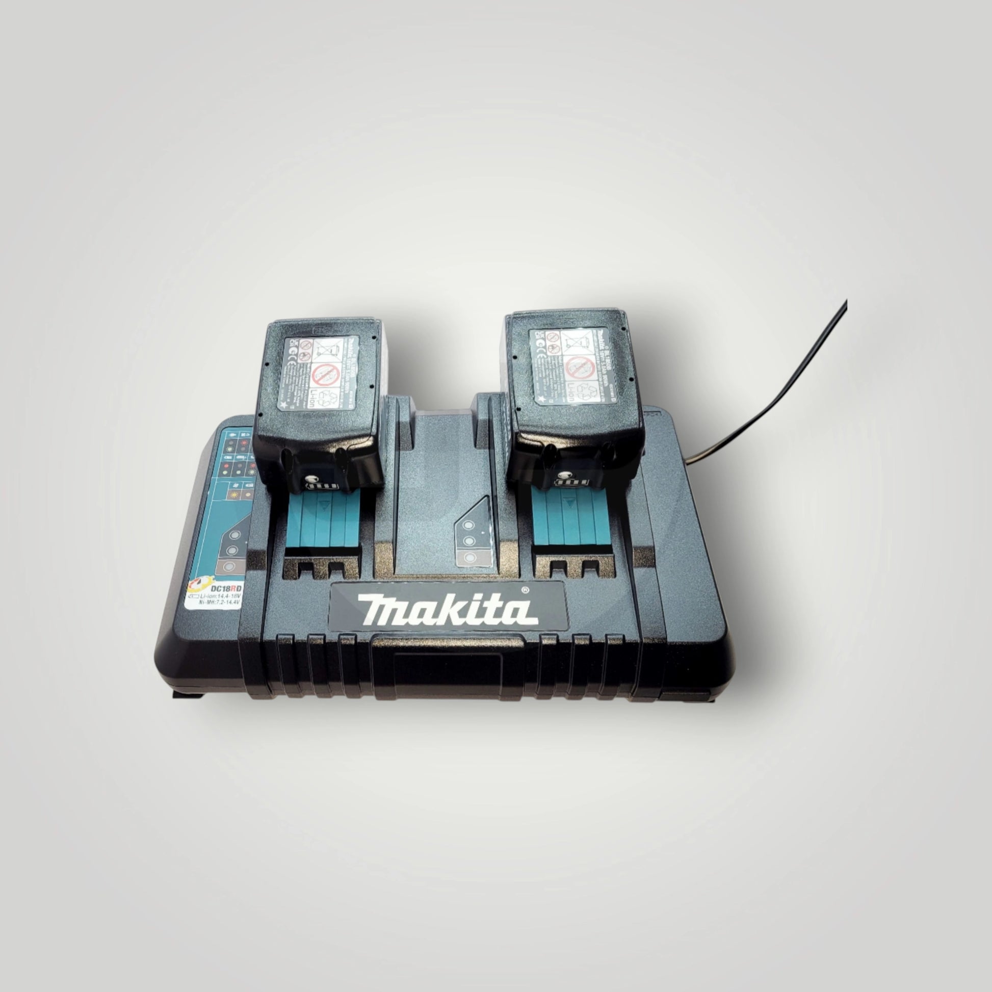 Wandhalter für Makita DC18RD Doppelladegerät – professionelle Organisation und sichere Aufbewahrung
