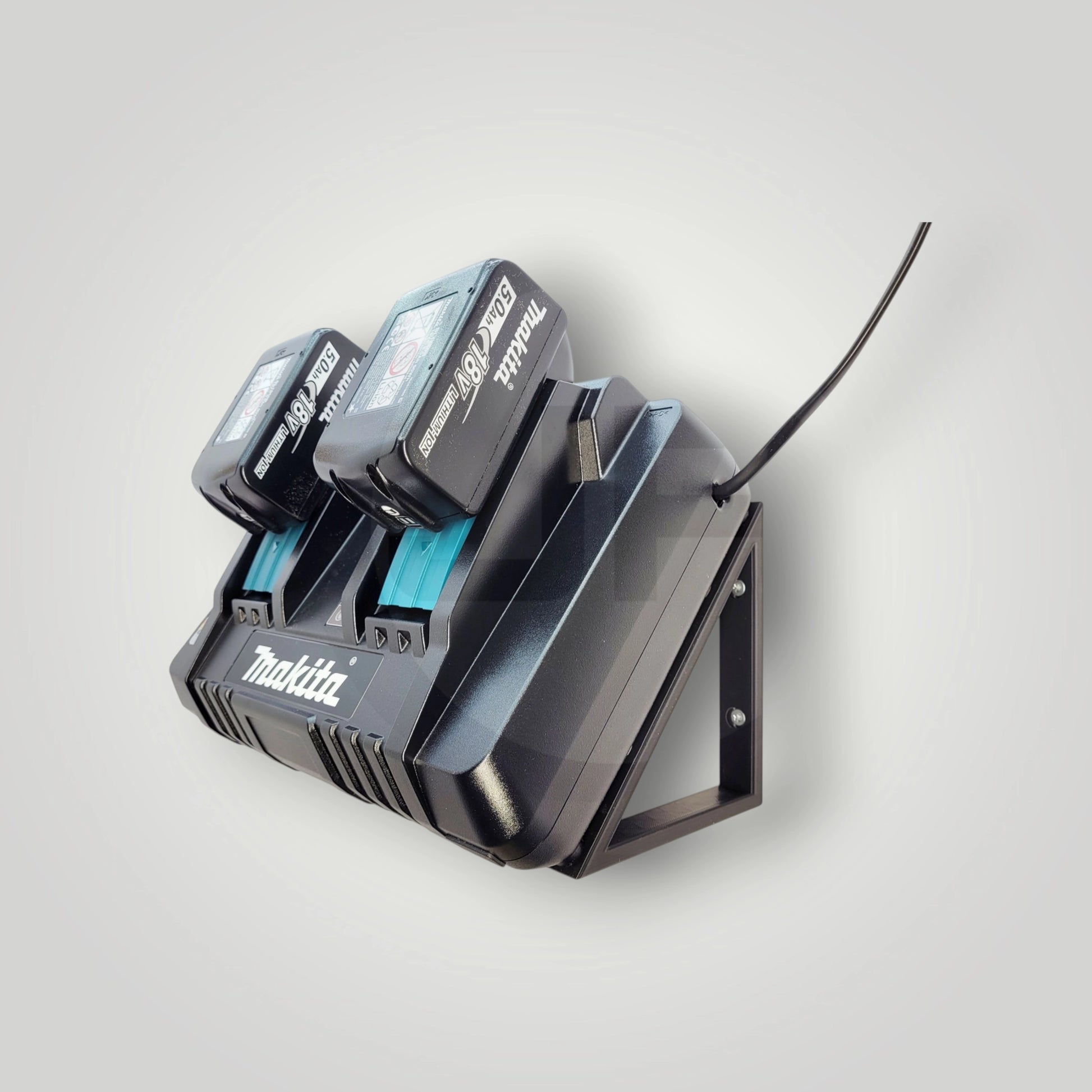 Makita Doppelladegerät DC18RD Wandhalter – professionelle und sichere Aufbewahrung