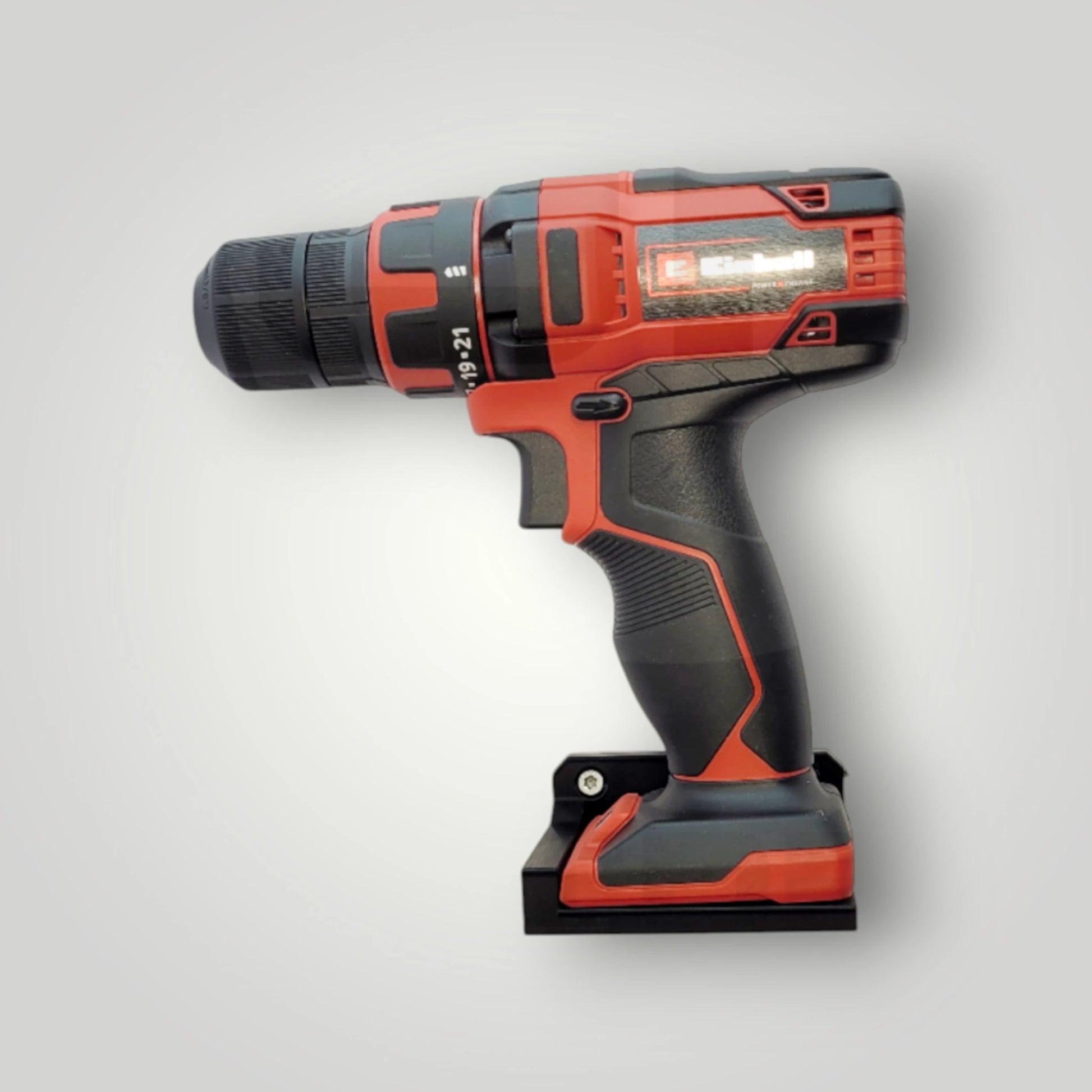 Wandhalter für Einhell 90° Geräte – professionelle Organisation und sichere Aufbewahrung