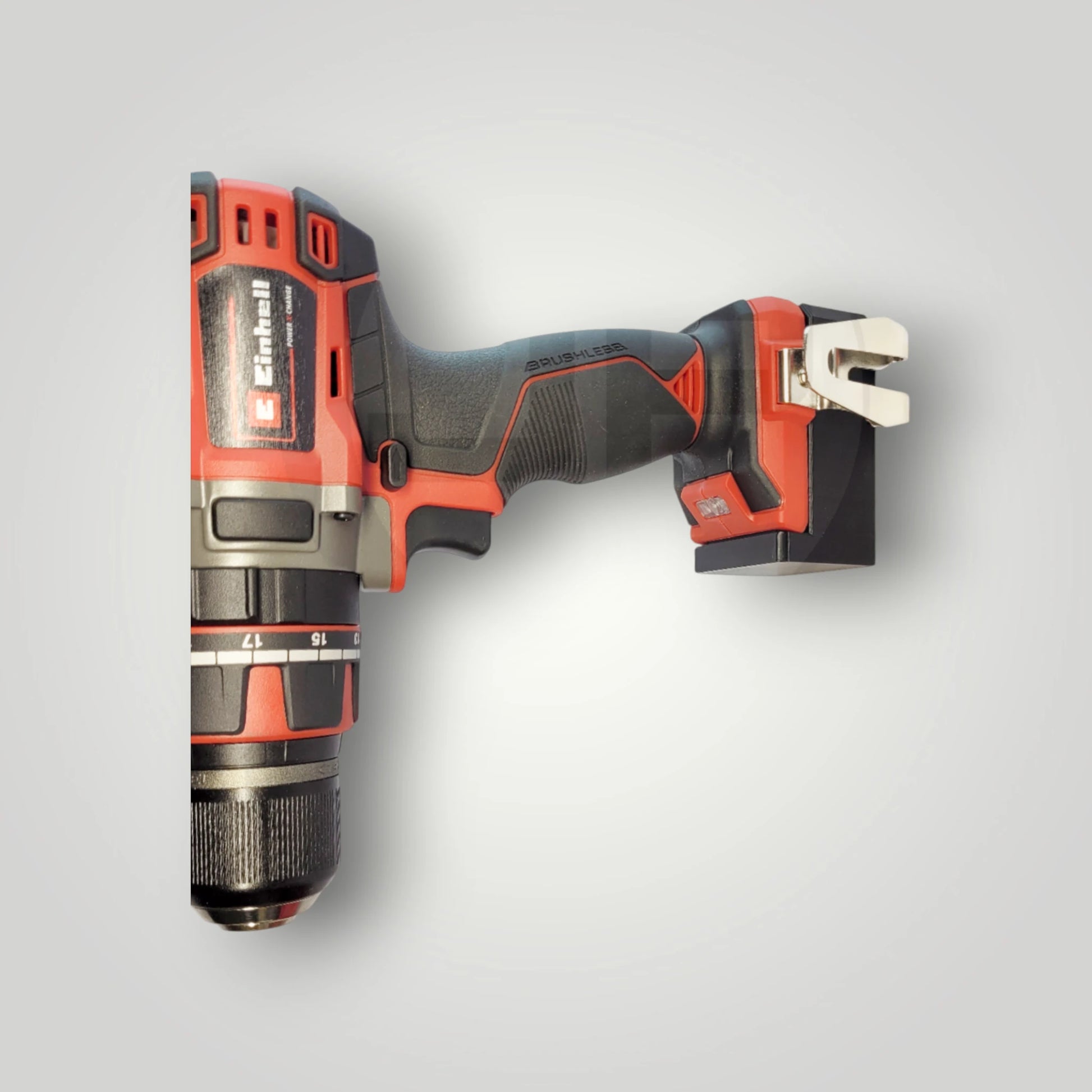 Einhell Geräte HIGH Wandhalter – Ordnung und Stabilität in der Werkstatt